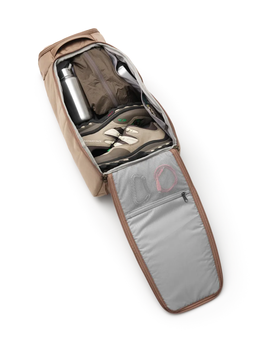 DB JOURNEY Hugger Backpack 25L - Affogato Brown