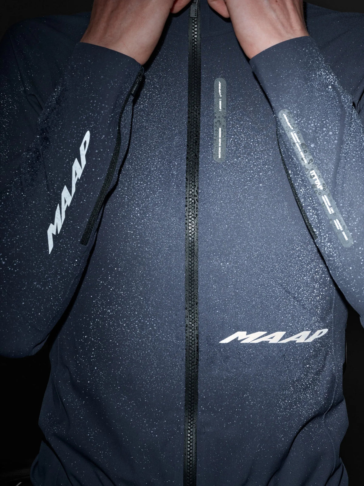 MAAP APEX DOWNPOUR JACKET - CARBON BLUE