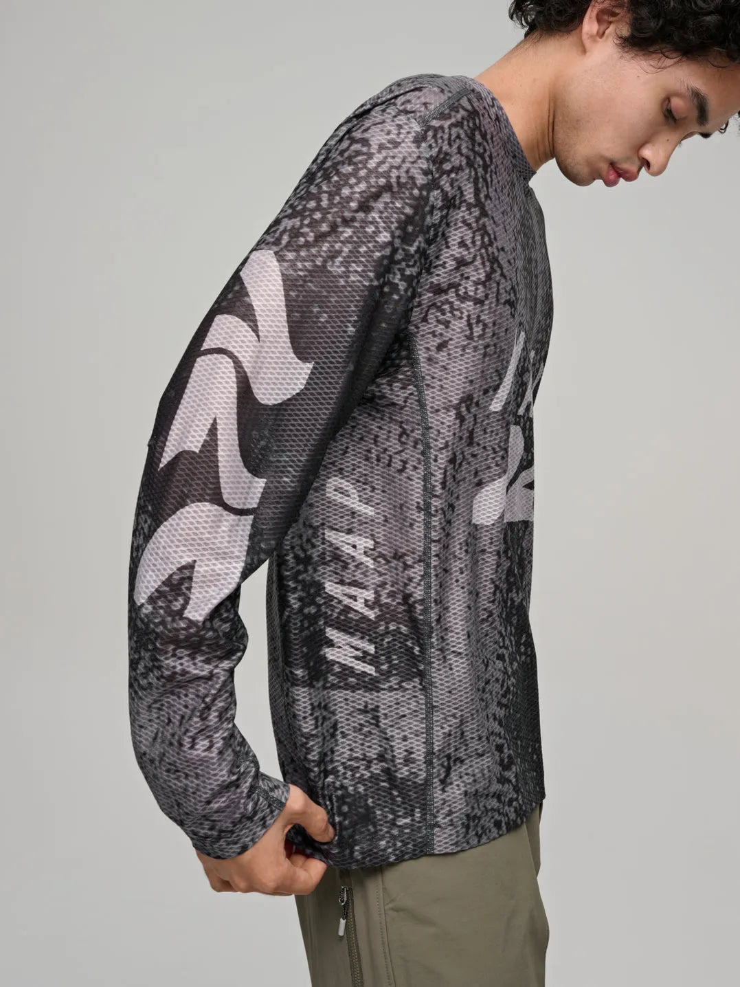 MAAP Alt Road Mesh LS Tee - Silver/Black