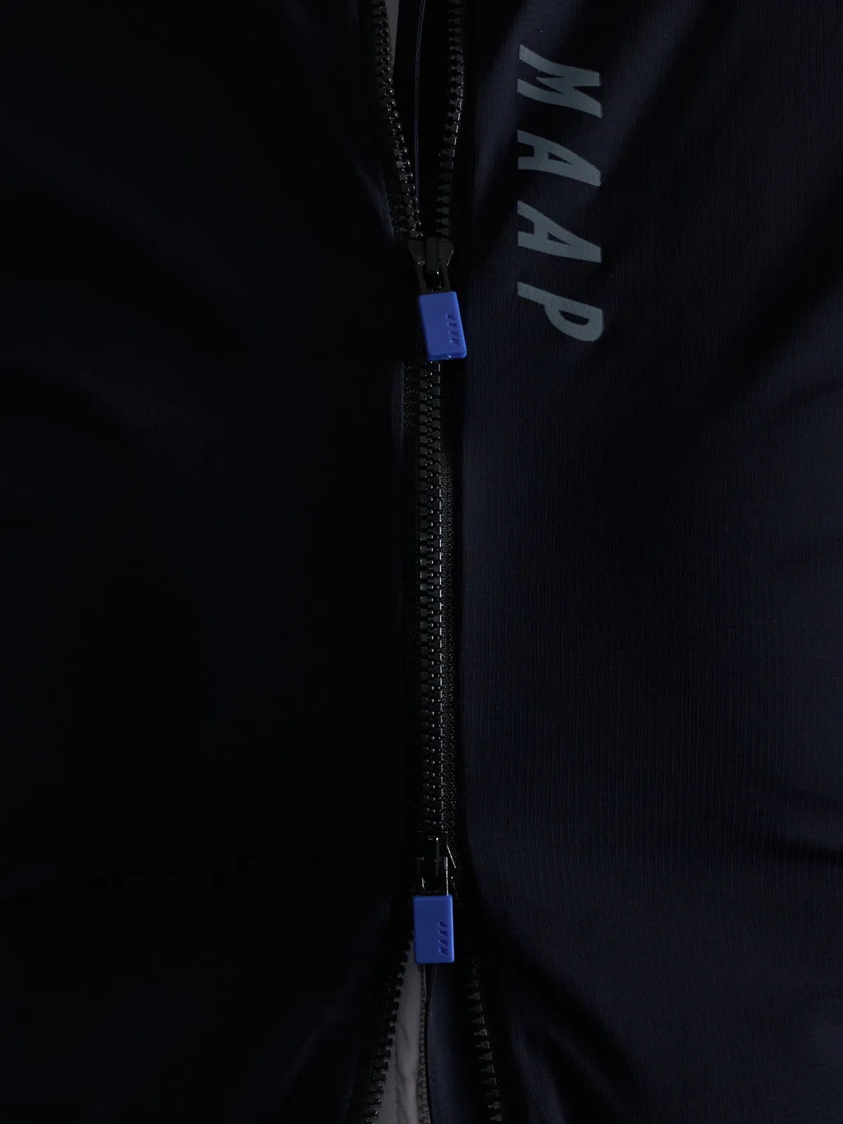 MAAP FLOW JACKET - MIDNIGHT