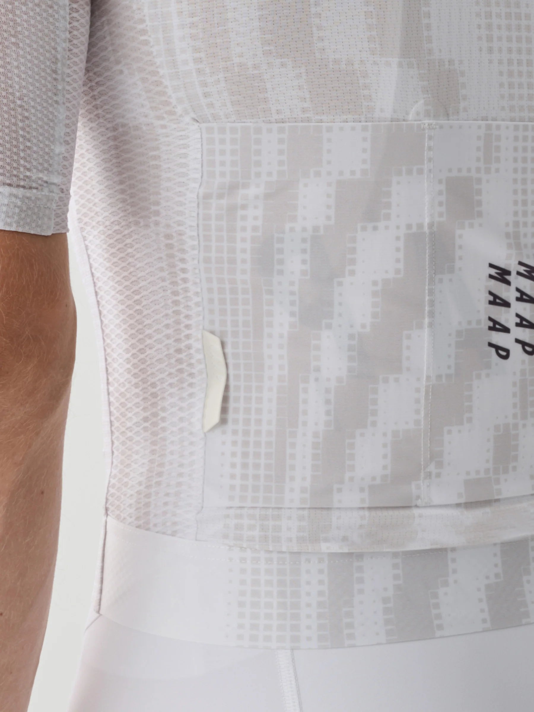 MAAP Privateer Rosa Freddy Ovett Pro Air Jersey - White