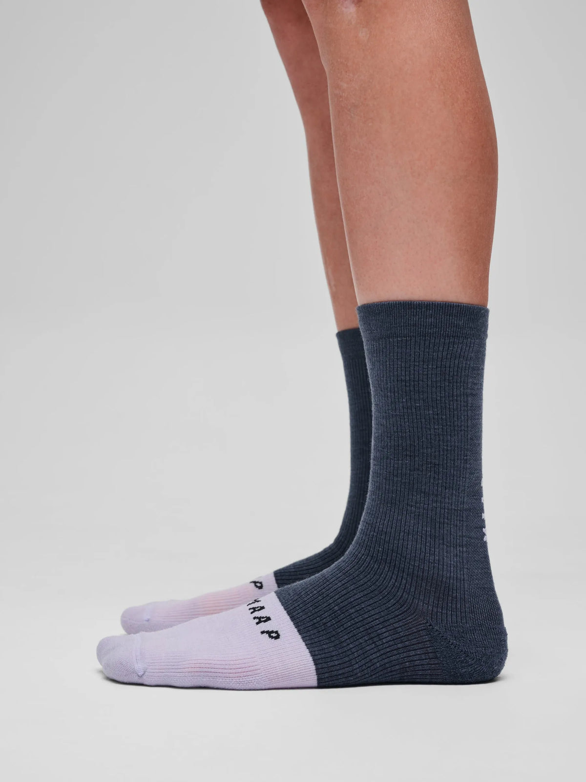 MAAP TEAM MERINO SOCK - CARBON BLUE/THISTLE