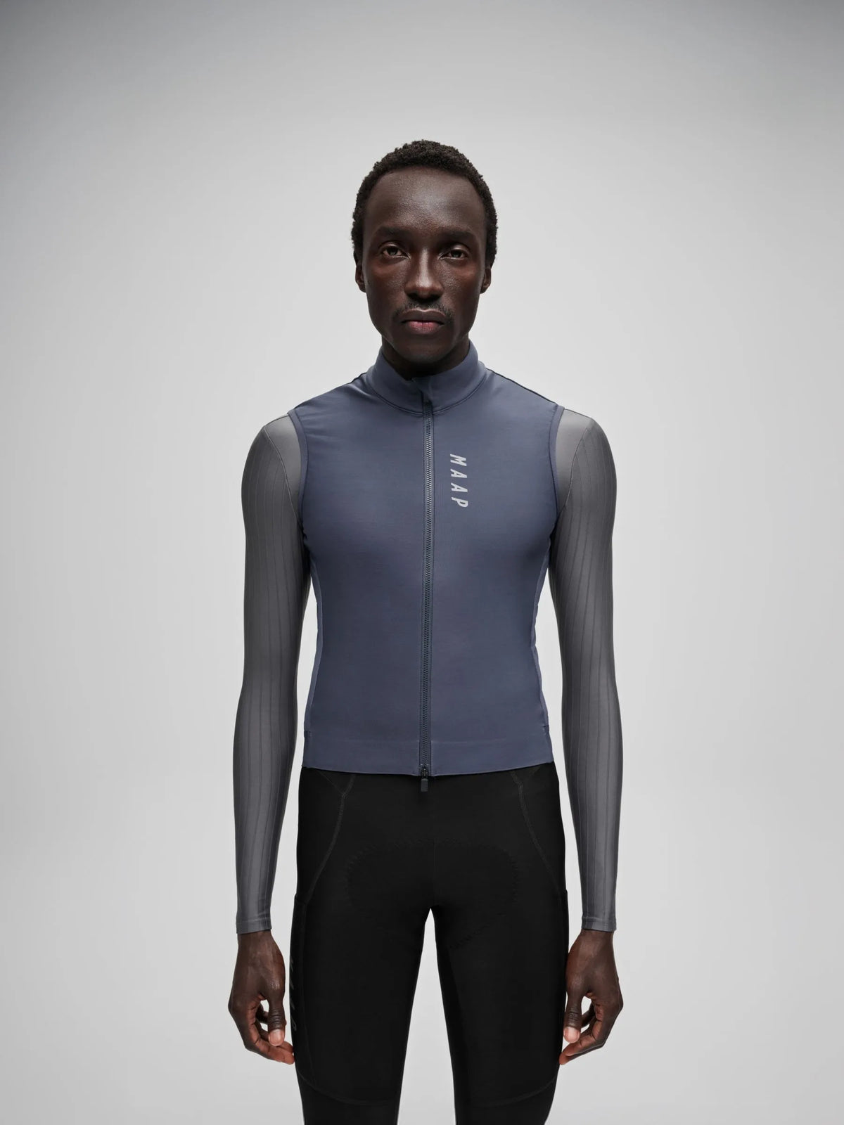 MAAP TEAM THERMAL VEST - CARBON BLUE