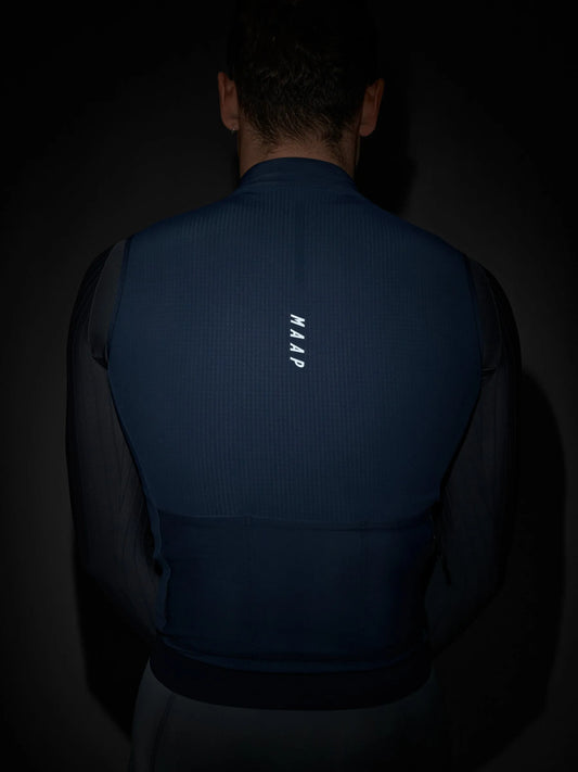 MAAP TEAM THERMAL VEST - CARBON BLUE
