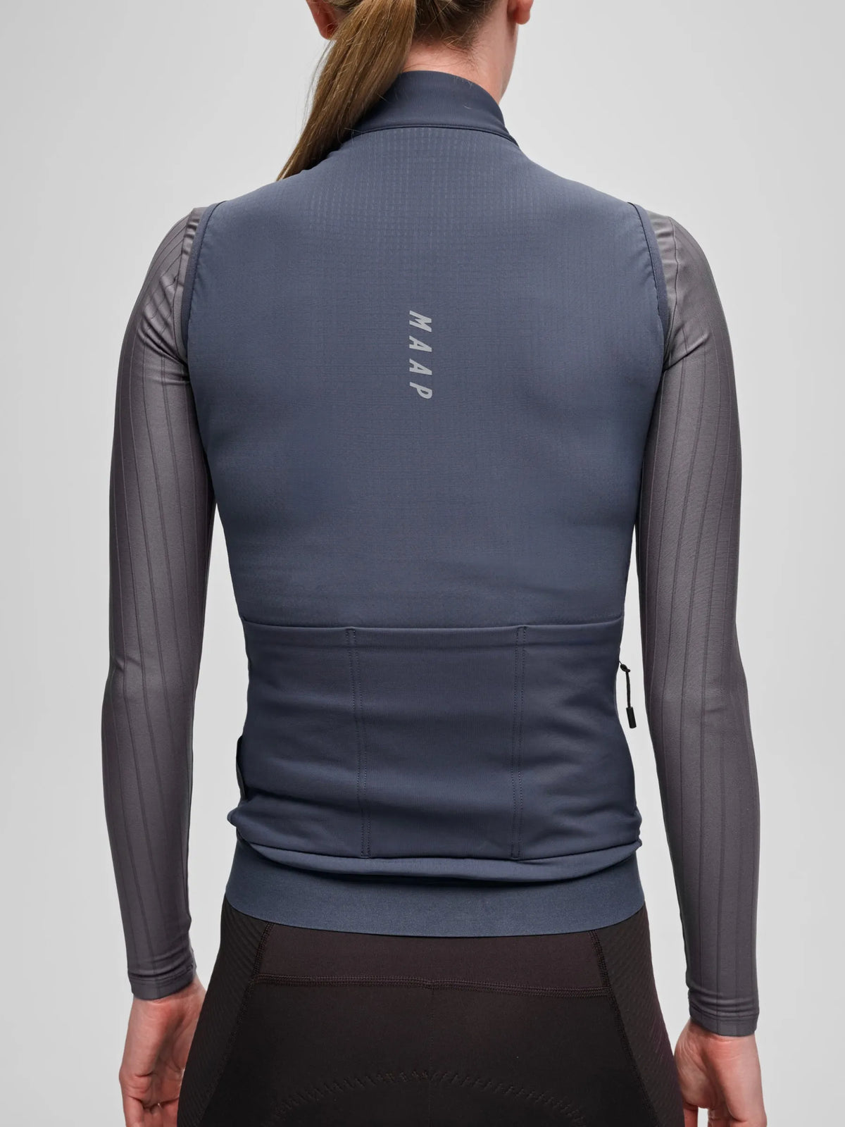 MAAP WOMEN TEAM THERMAL VEST - CARBON BLUE