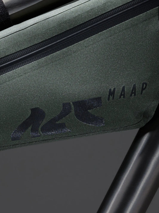 MAAP MAAP x Apidura Frame Pack 4 L - Loam