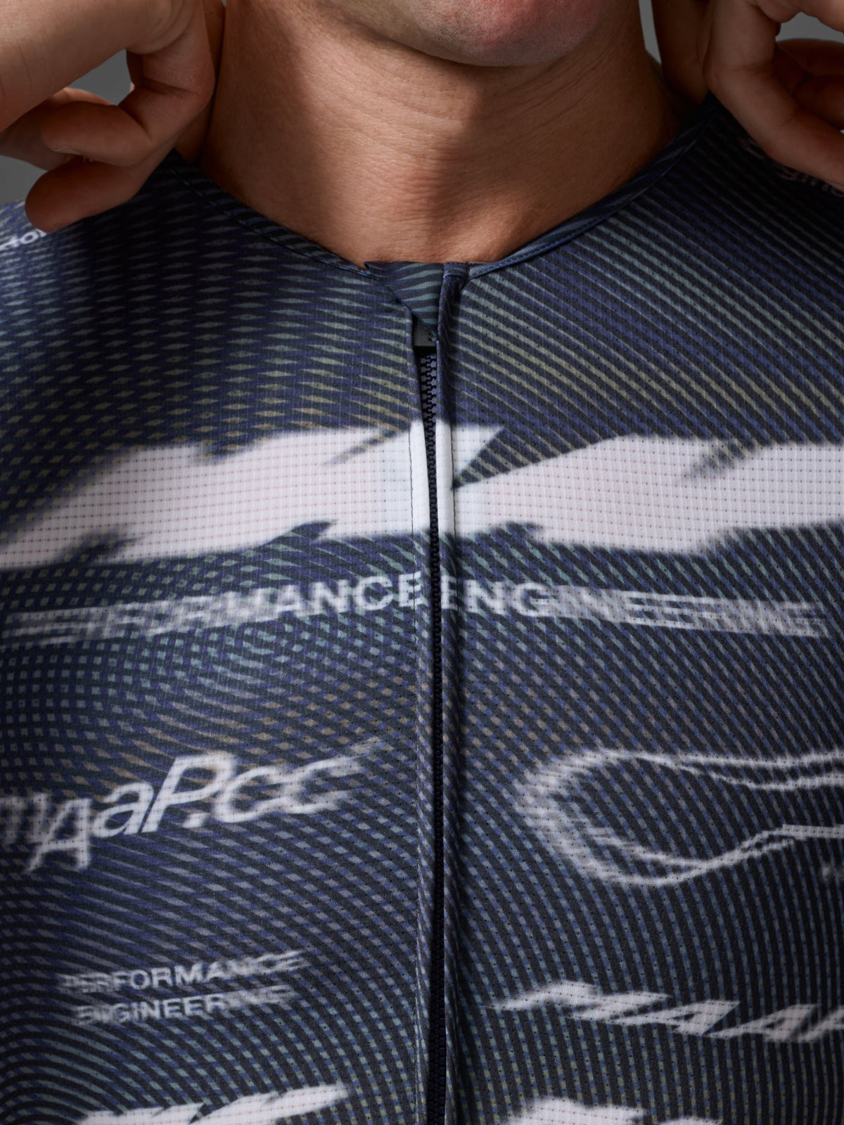 MAAP PRO AERO SPEEDSUIT - SPECTRA/Schwarz