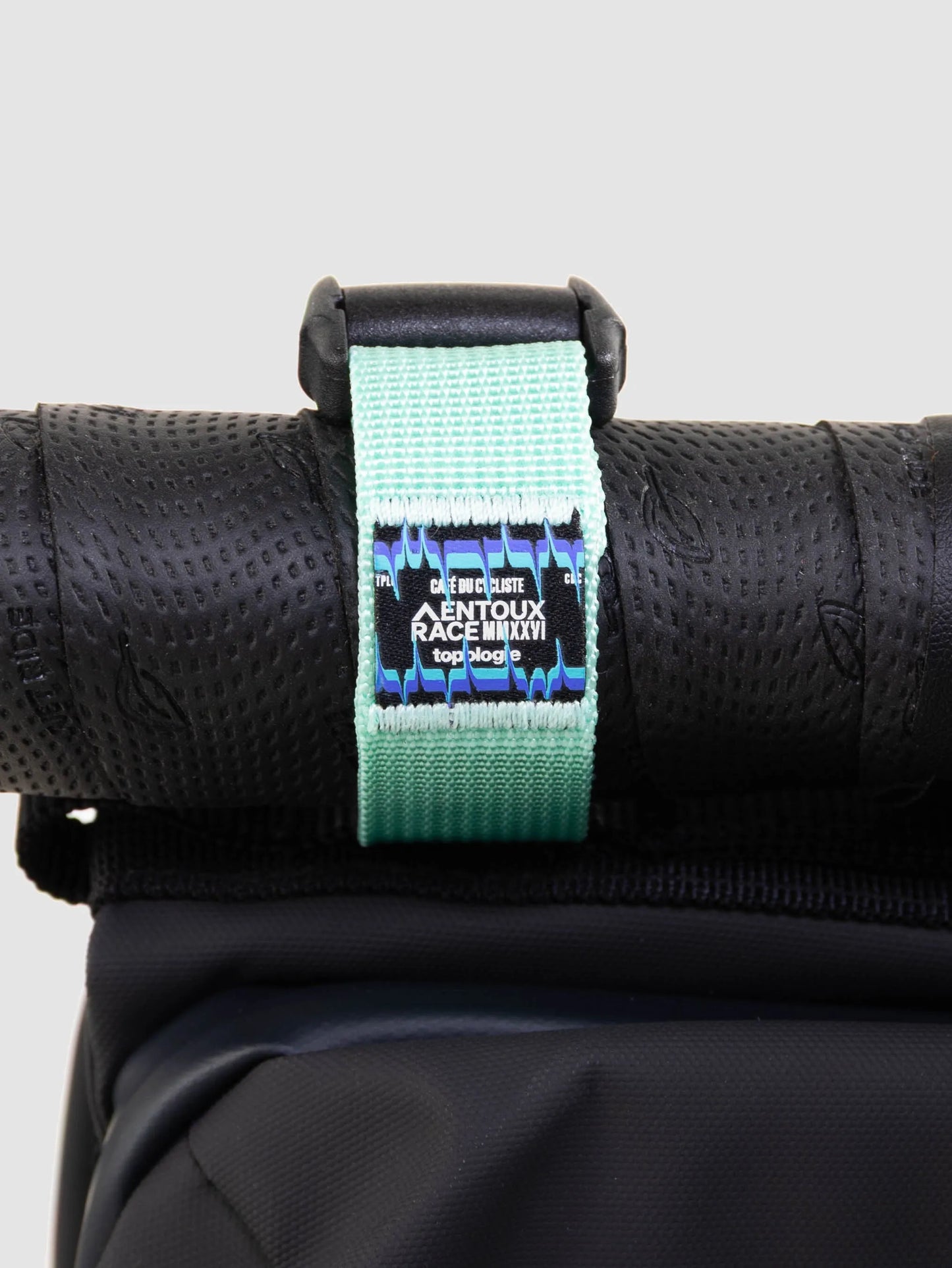 CAFÉ DU CYCLISTE Topologie Large Bottle Sacoche - Black Mint