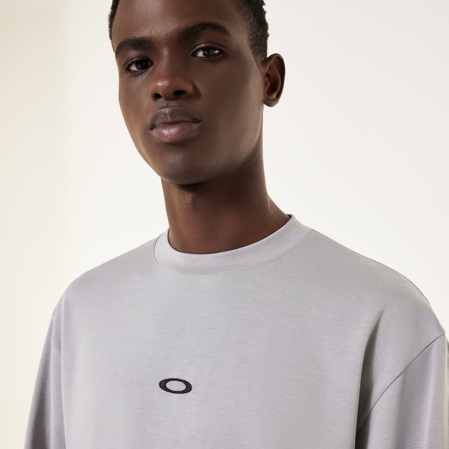 OAKLEY Driven Tee - Cement