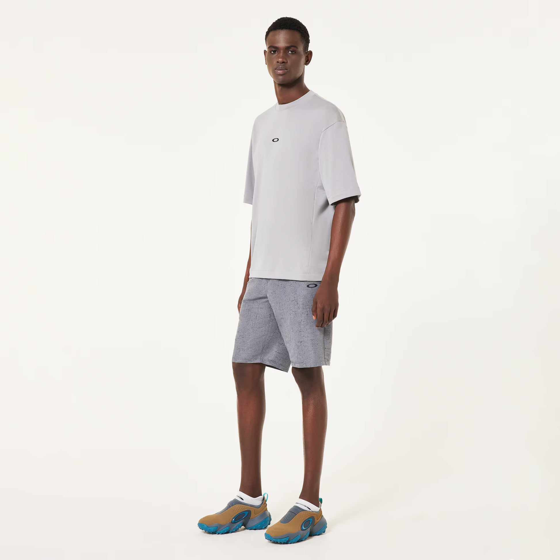 OAKLEY Driven Tee - Cement