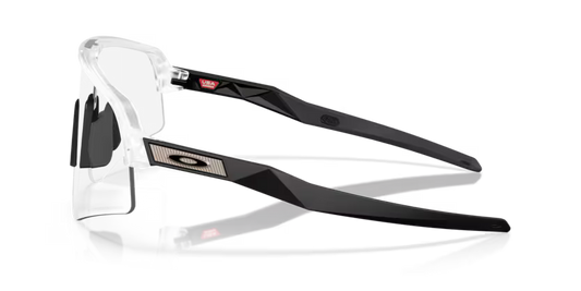 OAKLEY Sutro Lite Sweep - Photochromatic Matte Clear