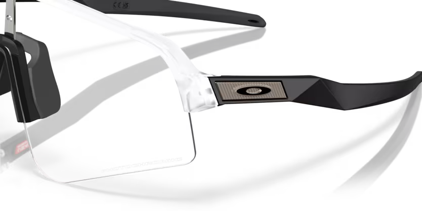 OAKLEY Sutro Lite Sweep - Photochromatic Matte Clear