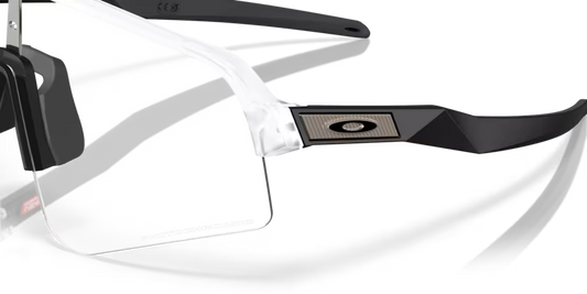 OAKLEY Sutro Lite Sweep - Photochromatic Matte Clear