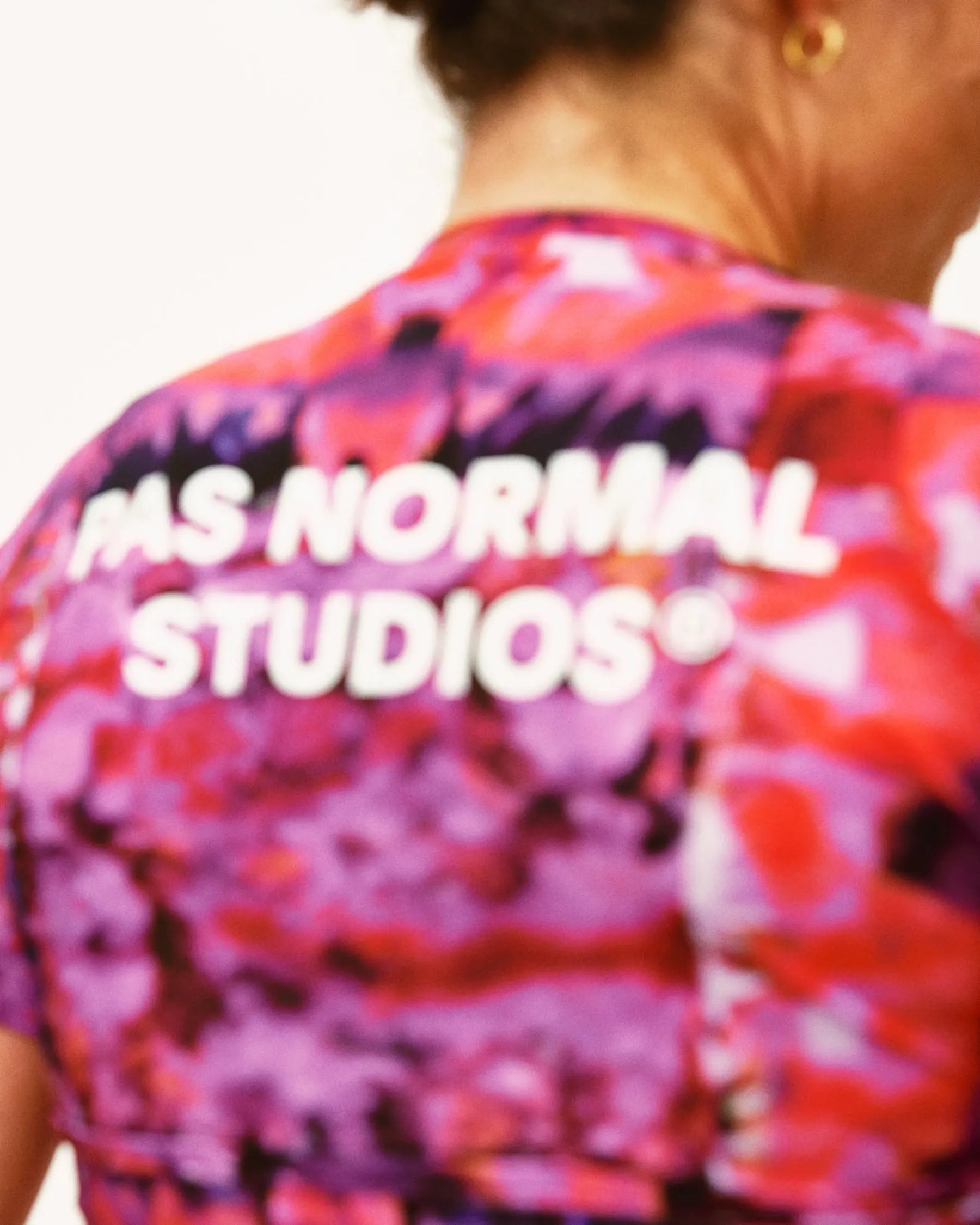 PAS NORMAL STUDIOS Essential Women Jersey - Kaleidoscope Pink
