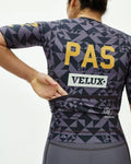 PAS NORMAL STUDIOS Mechanism Pro Women`s Jersey - AOP Origami Grey