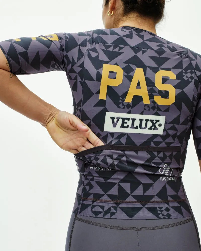 PAS NORMAL STUDIOS Mechanism Pro Women`s Jersey - AOP Origami Grey
