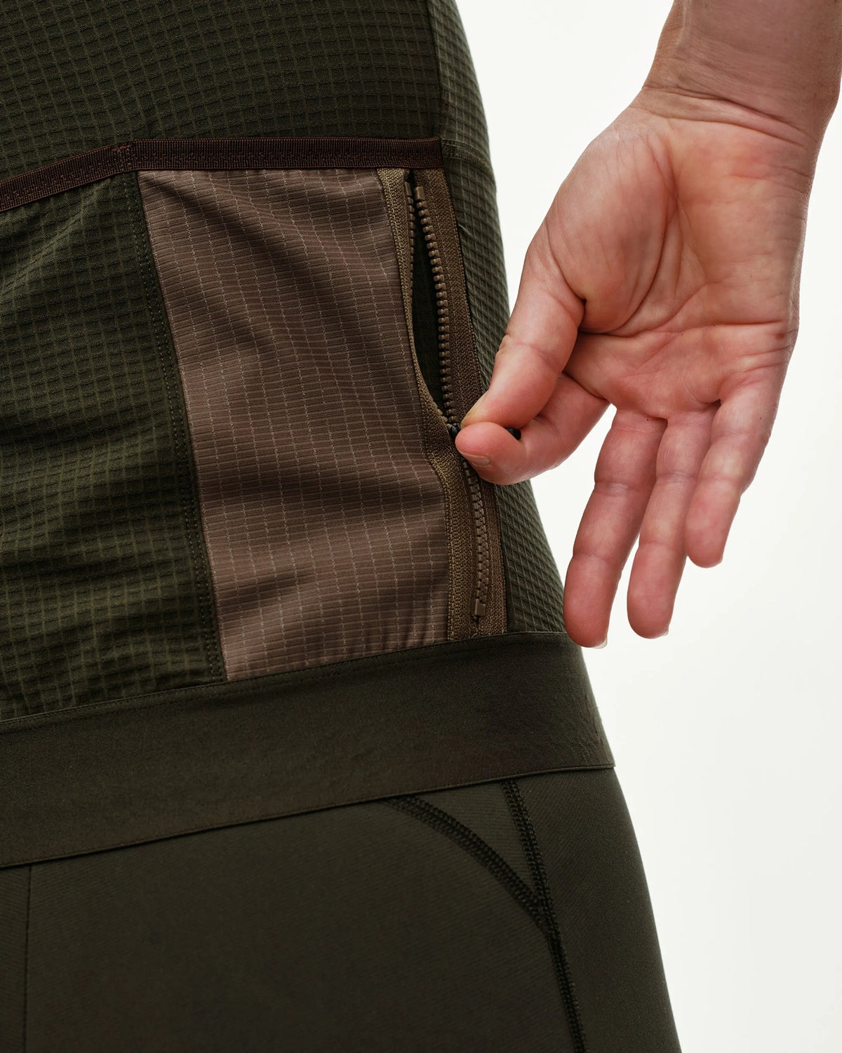 PAS NORMAL STUDIOS Women Escapism Jersey - Dark Olive