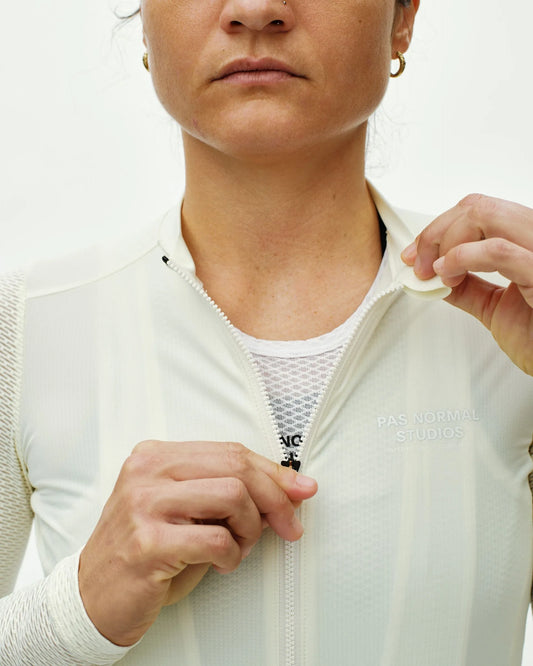 PAS NORMAL STUDIOS Women's Essential Light Long Sleeve Jersey - Off White