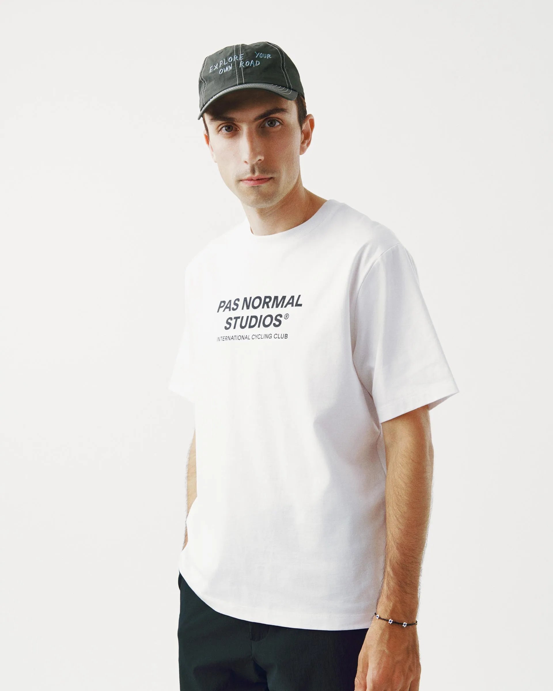 PAS NORMAL SUTIOS Off Race Logo TShirt - White
