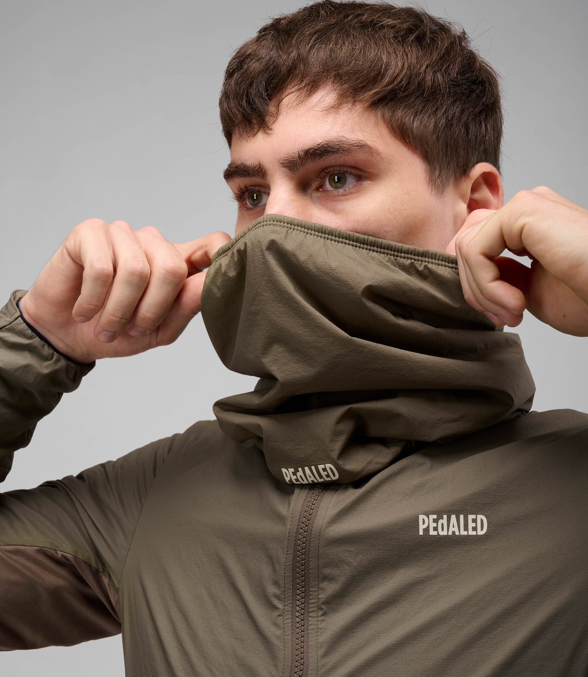 PEDALED ELEMENT ALPHA NECK WARMER - STONE GRAY