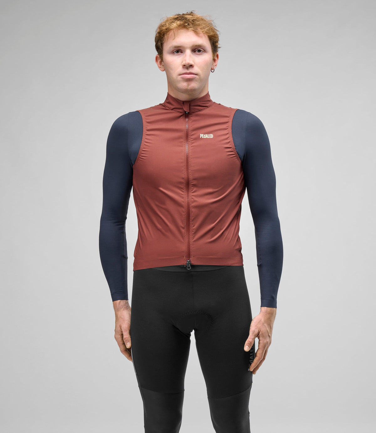 PEDALED ELEMENT WATERPROOF VEST - BORDEAUX
