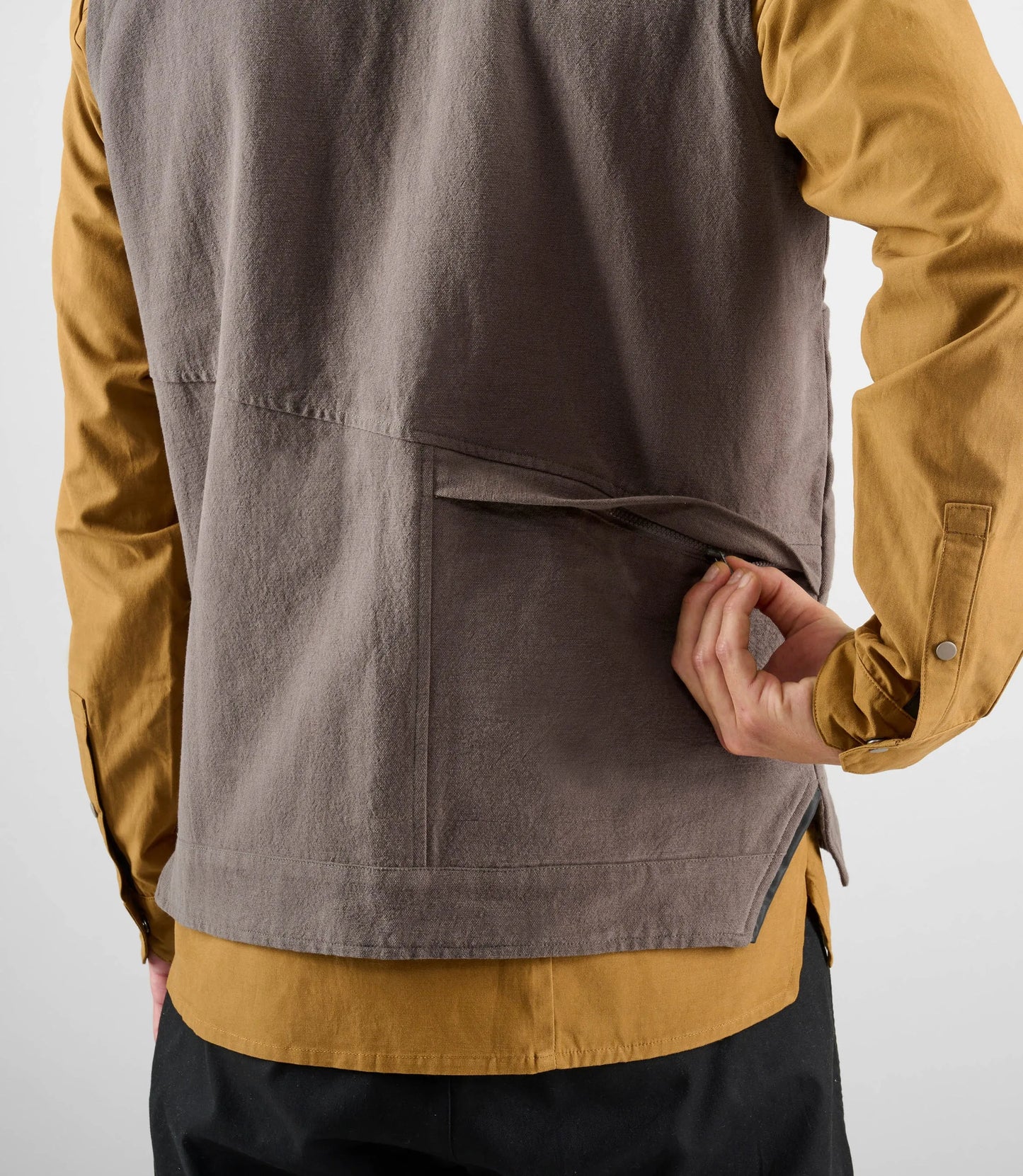 PEDALED Lifewear Vest - Black