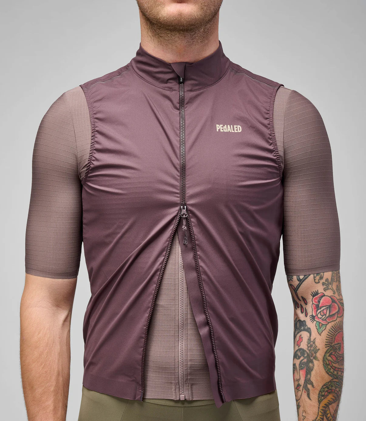 PEDALED Odyssey High Visibility Vest - Burgundy