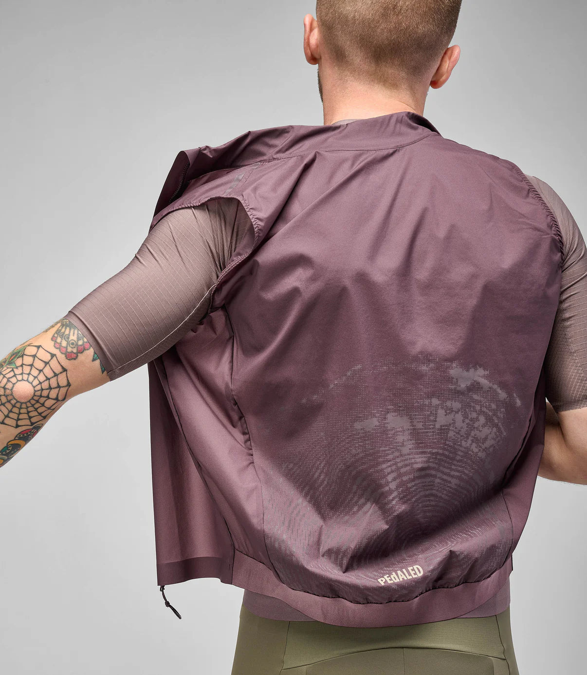 PEDALED Odyssey High Visibility Vest - Burgundy
