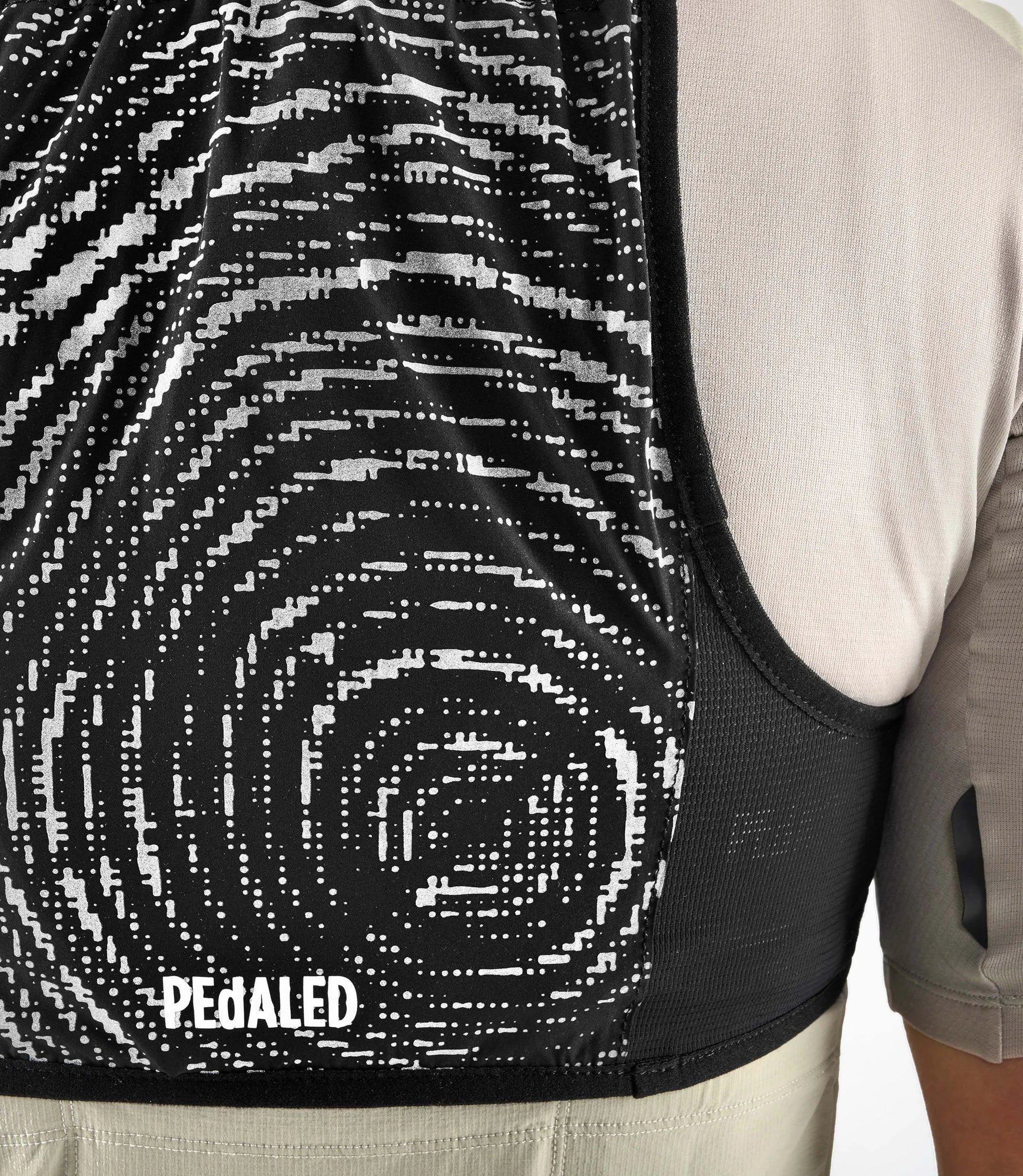 PEDALED Odyssey Hydrovest - Black