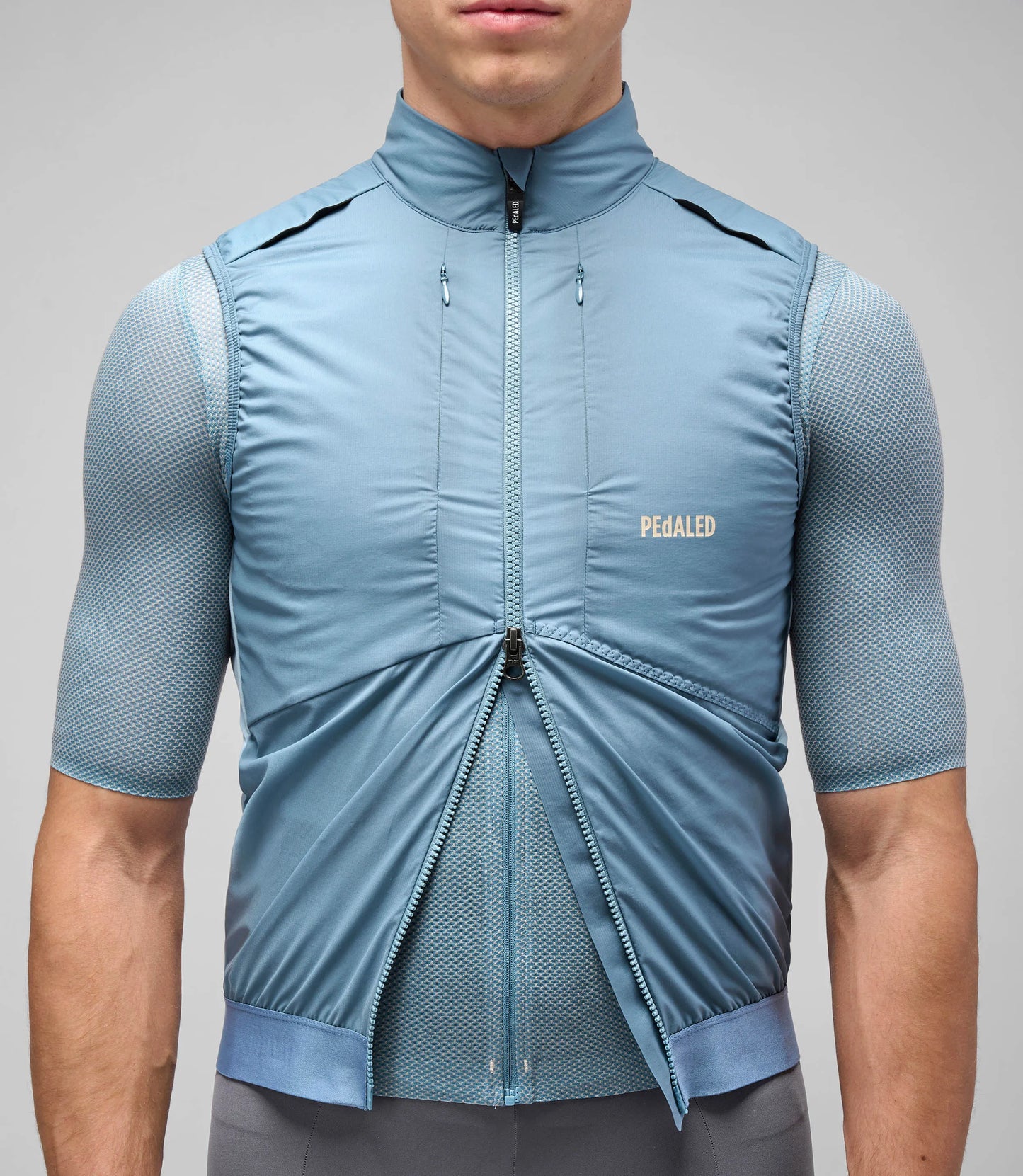 PEDALED Odyssey Insulated Vest - Blue