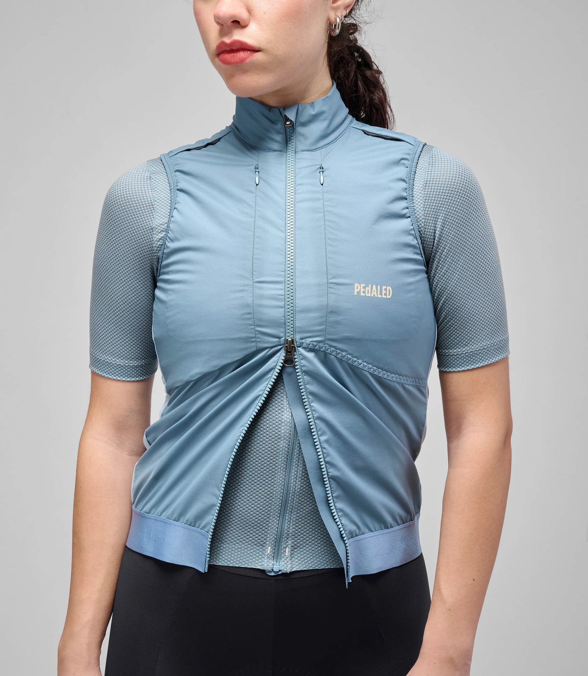 PEDALED Odyssey Women's Insulated Vest - Blue