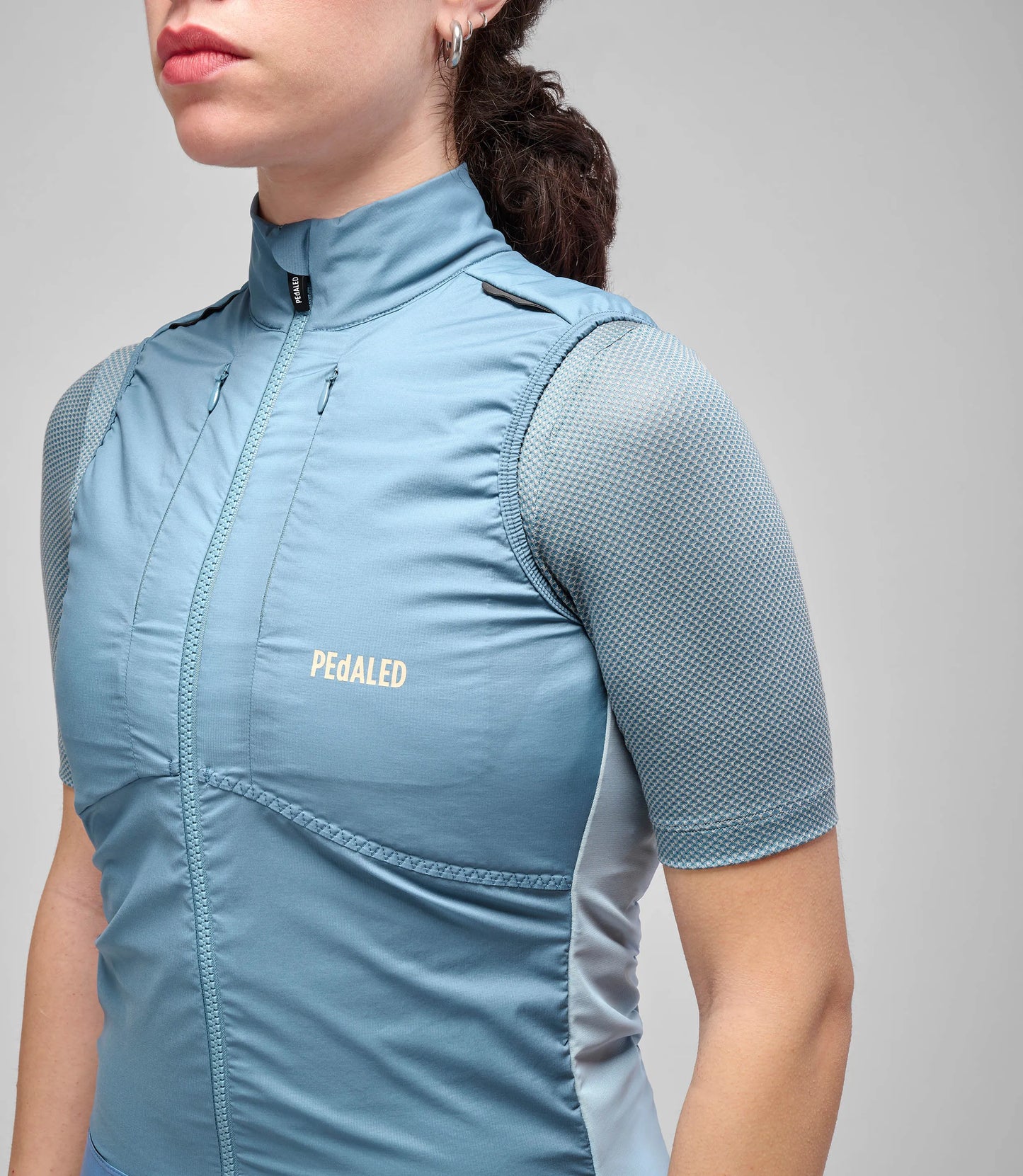 PEDALED Odyssey Women's Insulated Vest - Blue
