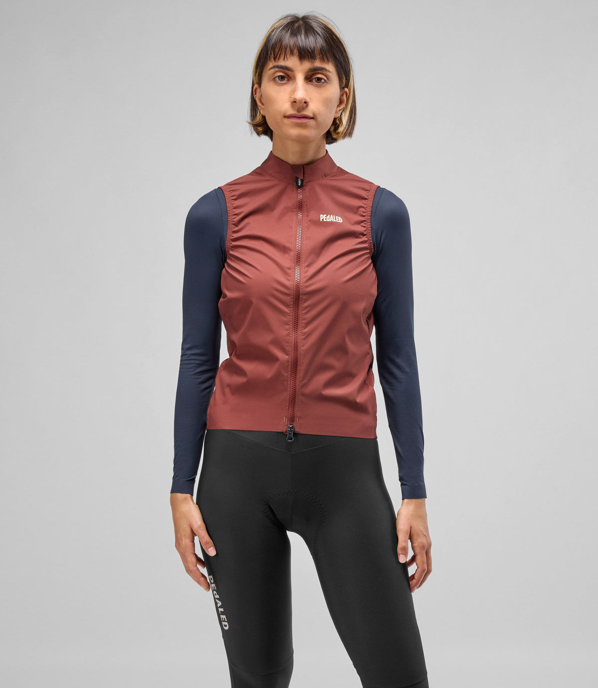 PEDALED WOMEN ELEMENT WATERPROOF VEST - BORDEAUX