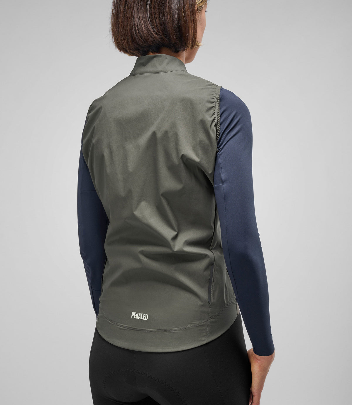 PEDALED WOMEN ELEMENT WATERPROOF VEST - CHARCOAL GRAY