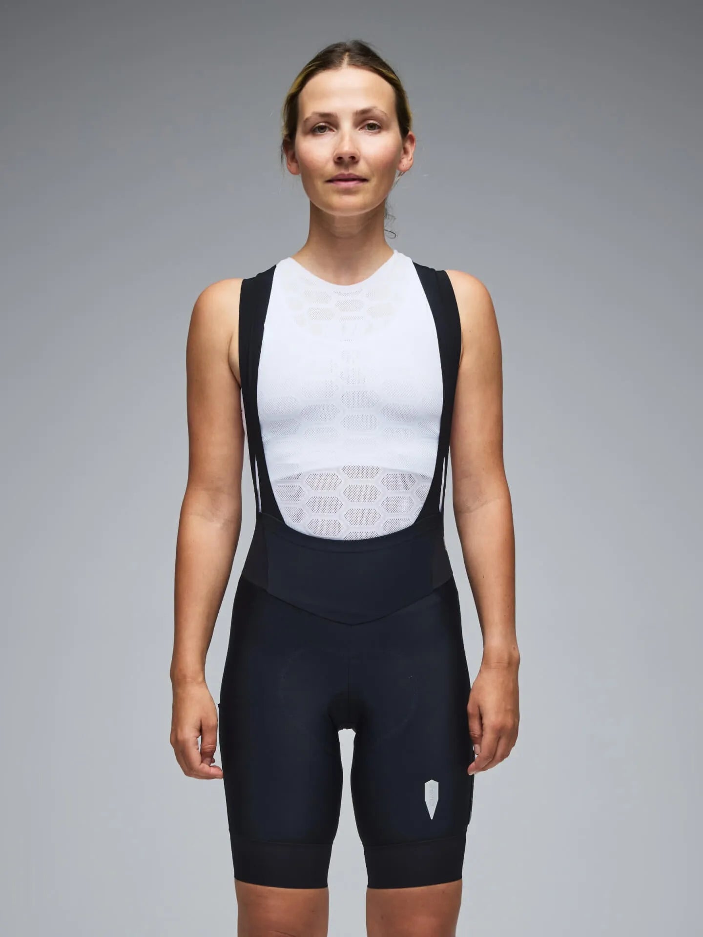 Q36.5 Adventure Cargo Bib Shorts Women - Black