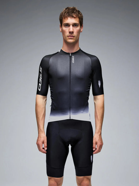 Q36.5 Gregarius Pro Collar Fade Jersey - Black