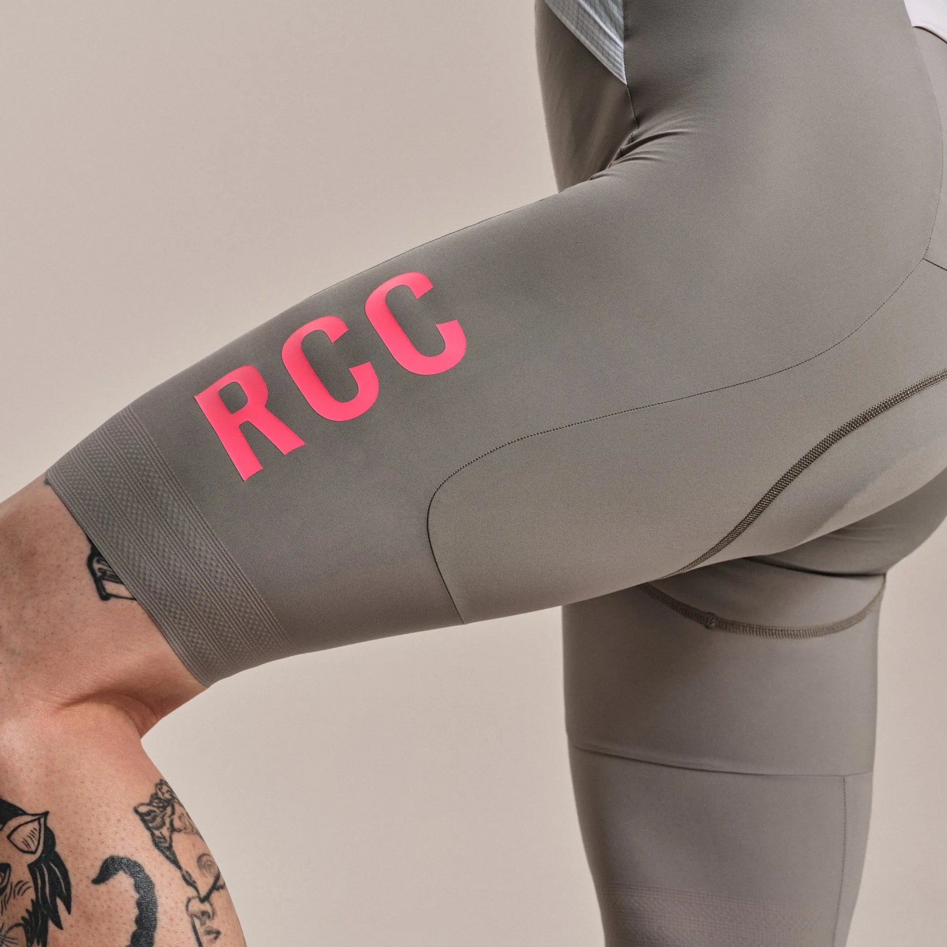 RAPHA Men's RCC Summer Roadsuit - Fog/Smoke