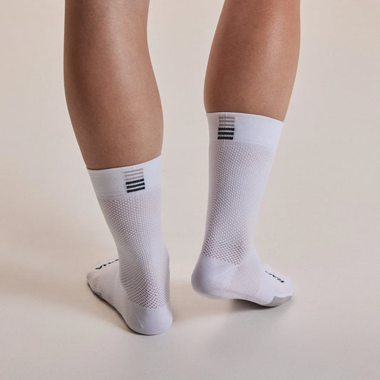 RAPHA PRO TEAM AIR SOCK - WHITE/WHITE