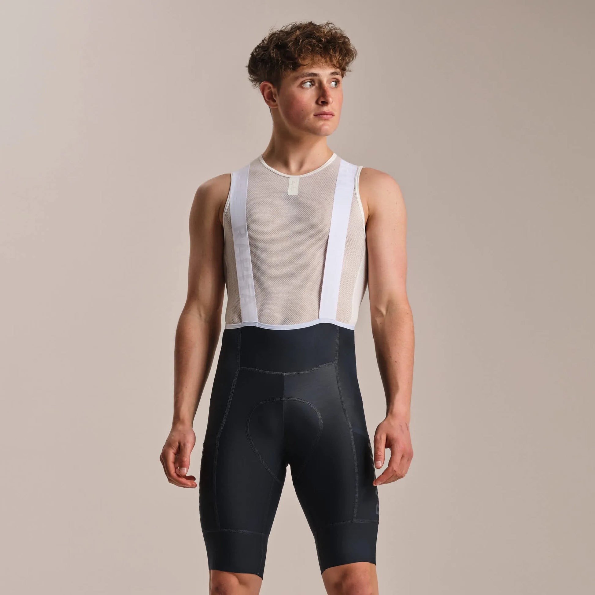RAPHA Pro Team Cargo BIb Shorts Regular - CAI Carbon/Dark Grey