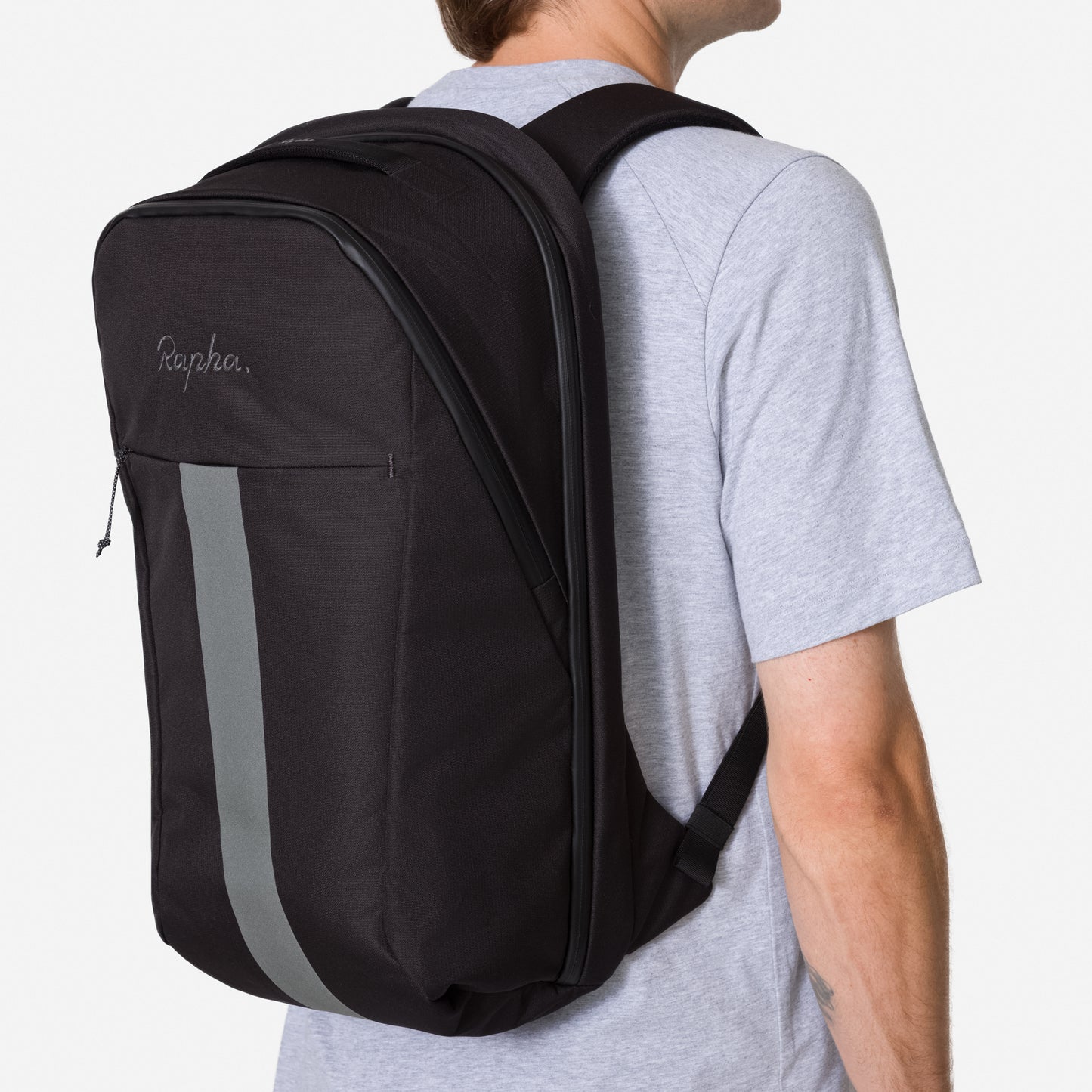 RAPHA SUPER DOMESTIQUE BACKPACK 26L- BLACK/CARBON GREY