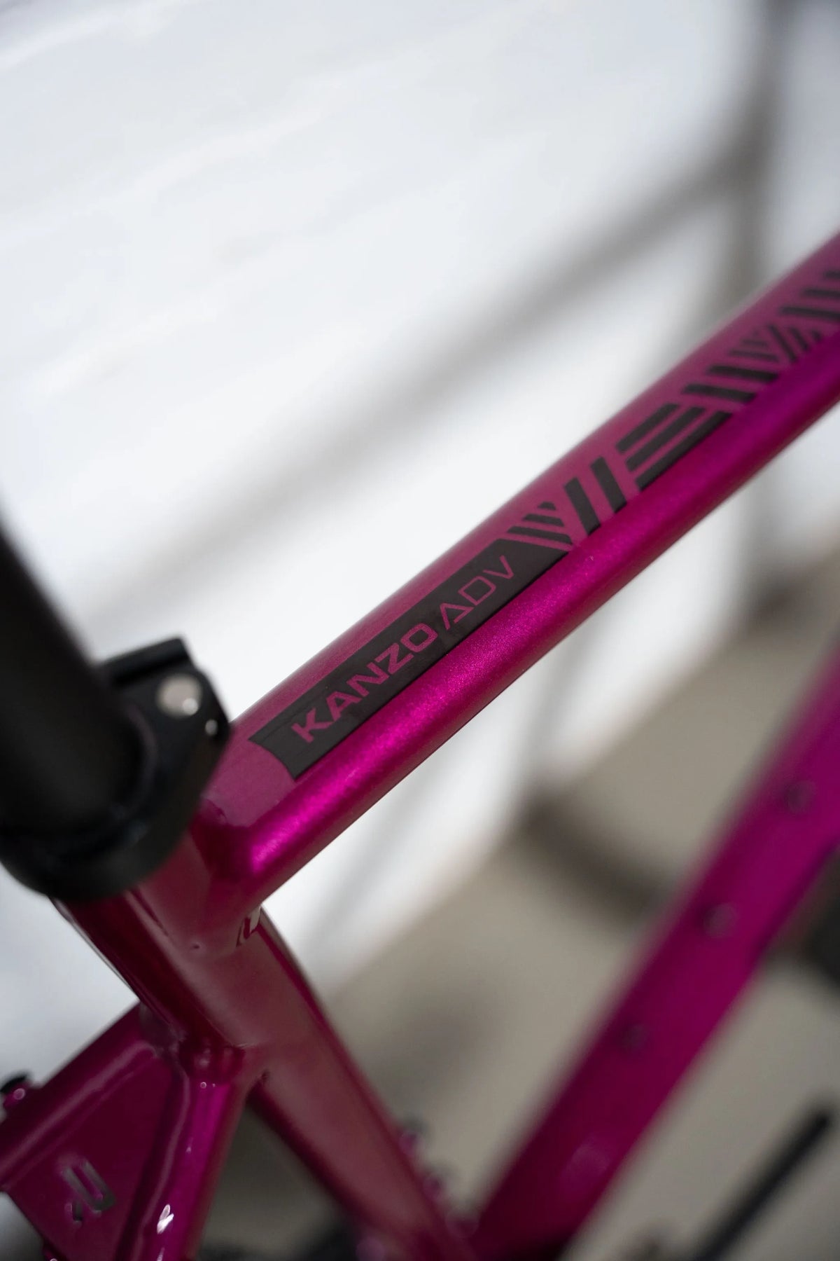 RIDLEY Kanzo Adventure Alu Gravel Bike - Jazzberry Jam/Black SBIKAVRID142
