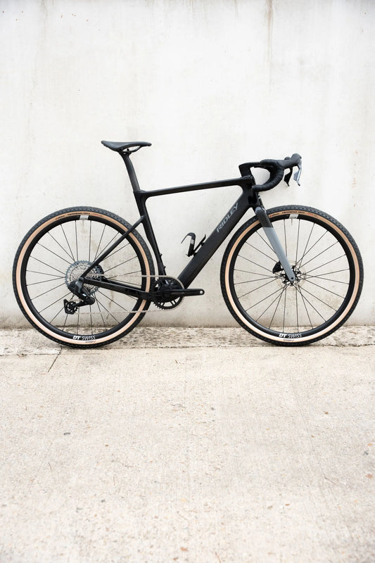 RIDLEY E-Astr Gravel EBike - UD Carbon/Dove Grey SBIEASRID038