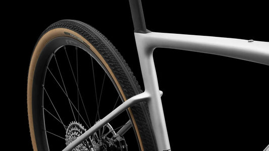 SPECIALIZED Crux 5 Expert SRAM Force XPLR Gravel Bike - Shdwsil/Metobsd