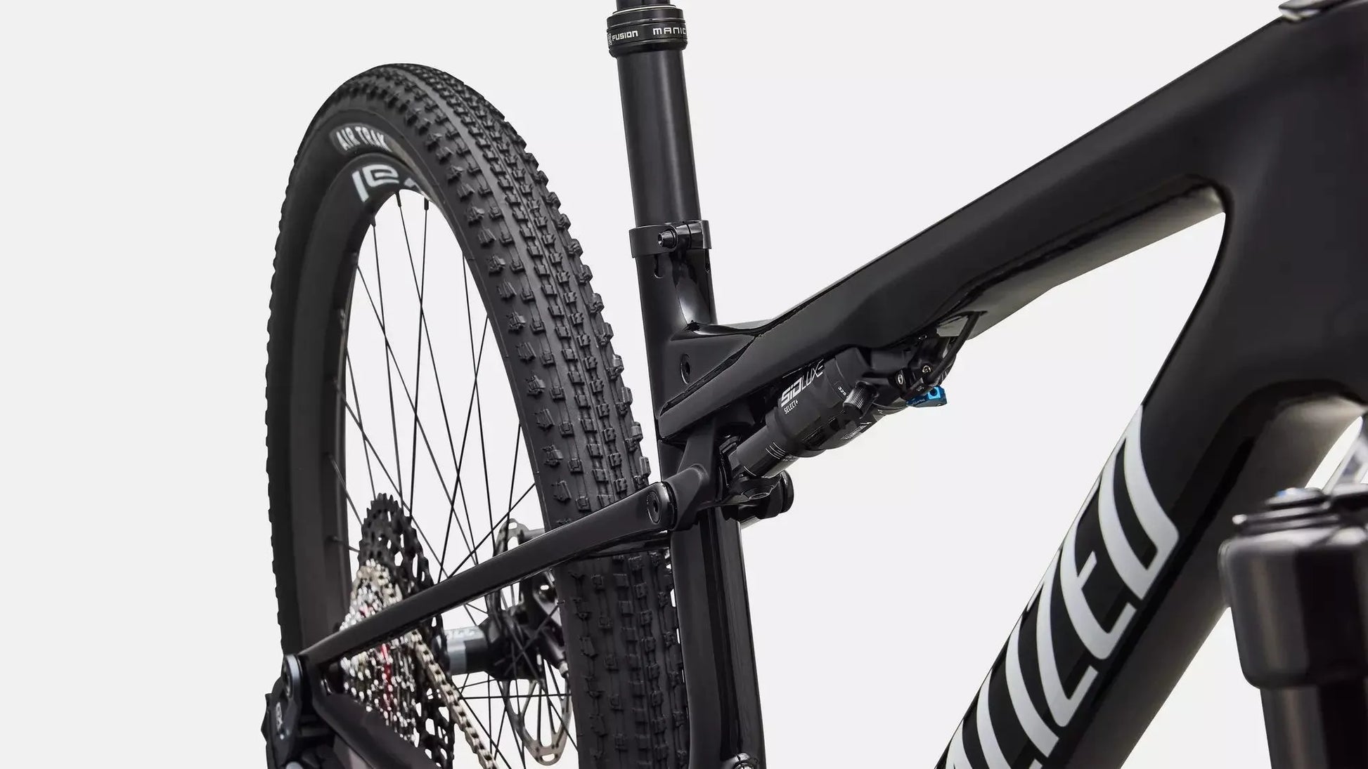 SPECIALIZED Epic 9 Expert Komplettes Mountainbike - Gloss Carbon / Weiß
