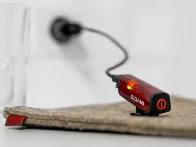 Sigma BATTERY REAR LIGHT BLAZE LED USB WITH BRAKE LIGHT FUNCTION - Red