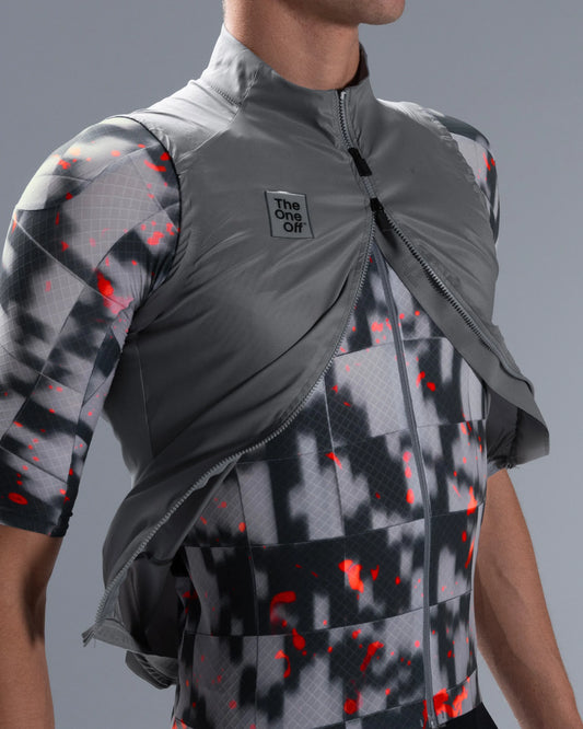 THE ONE OFF Helium Vest - Future Gray