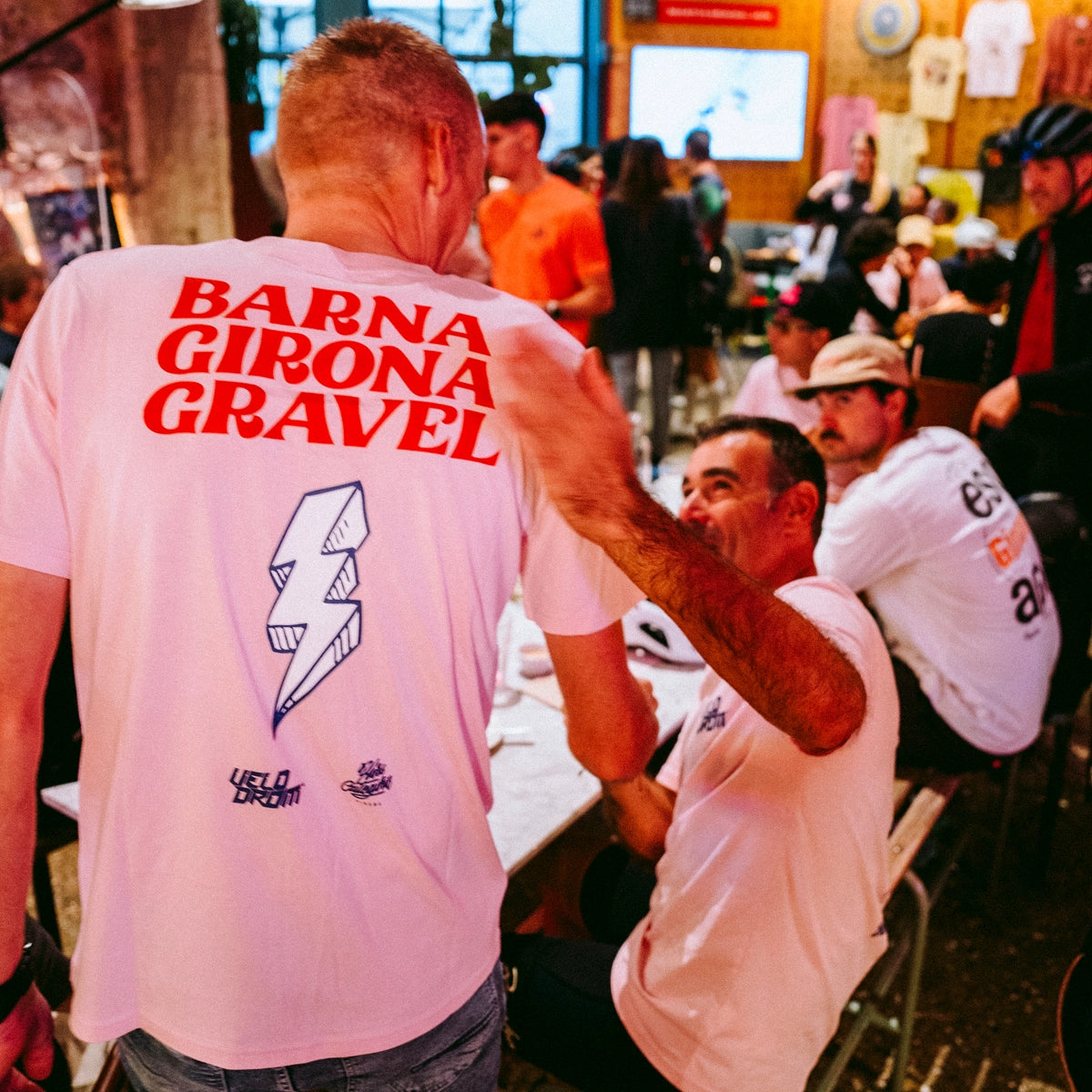 VELODROM Tshirt Barna Girona Gravel - Strawberry