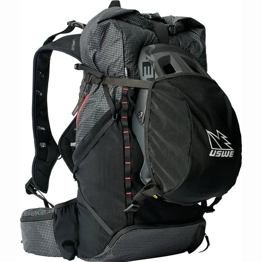 USWE VST HELMET HOLDER DAYPACK - BLACK