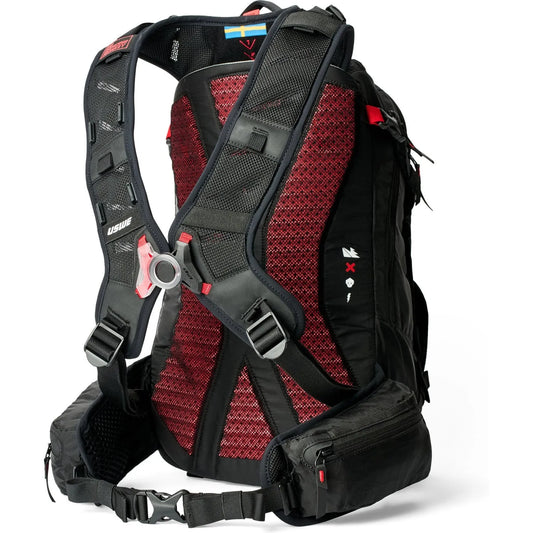 USWE ZIPPERED VST 16 BACKPACK - BLACK