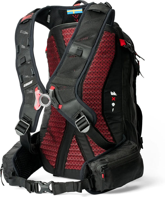 USWE ZIPPERED VST 25 BACKPACK - BLACK